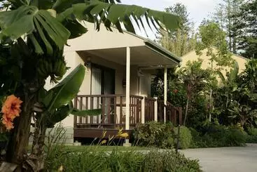 هتل Governors Lodge Resort