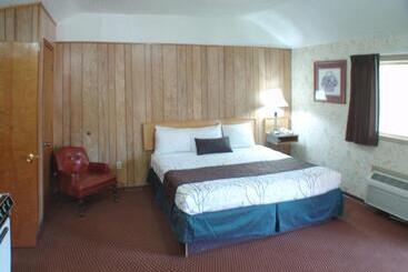 Отель The Inn At Salmon Creek