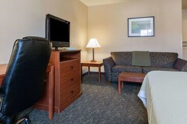 Motel 6 Junction, Texas   Llano River