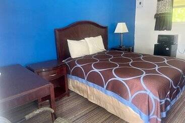 מוטל Rodeway Inn