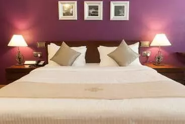 Colombo Court Hotel & Spa