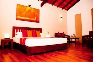 Otel Kamili Beach Villa, Kalutara