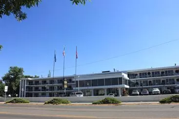 Lewis & Clark Motel   Bozeman