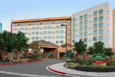 Отель Courtyard By Marriott San Jose Campbell