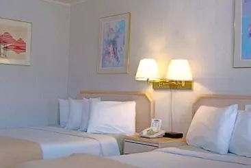 בית מלון כפרי Economy Inn Chillicothe