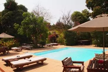 ホテル Hibiscus House Gambia