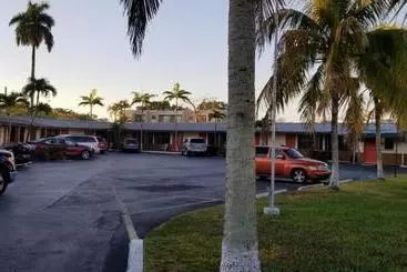 Deluxe Inn Motel - Homestead