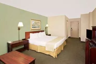 فندق Baymont By Wyndham Keokuk