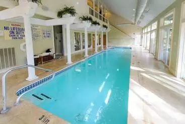 Lomakeskus Inn At Crestwood