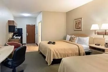 Otel Suburban Studios Morgantown