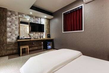 Hotel Gyeongsan Healing