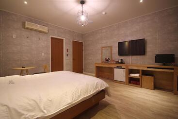 Motel Gimhae Jangyu Check