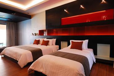 בית מלון כפרי Long Beach Pavilion