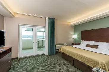 Отель Baymont By Wyndham Bellevue