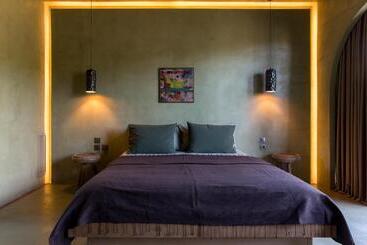 Отель Life Gallery