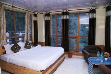 Отель Pinewood Cottages Shimla