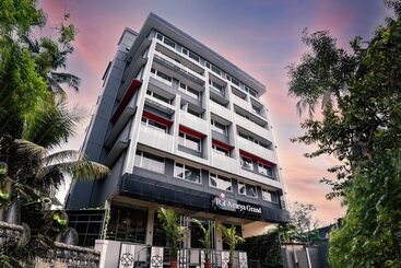 Hotell Tgi Ameya Grand