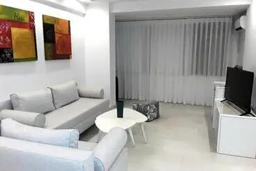 Apartmanszálloda Cavo Seaside Suites