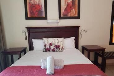 צימר Mzingeli Guesthouse