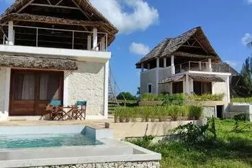 Resort Amani Villas Nature Retreat