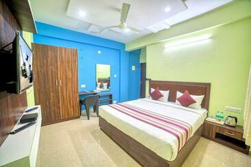 Redkey Inn Hotel Near Bangalore Airport Airport Pickup & Drop Available 24x7