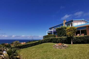 Pensione Mega Ocean Magoito Guest House Sintra