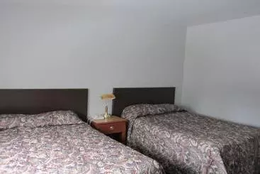 Bell Mountain Motel McBride