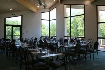 ホテル Hôtel Le Pré Du Lac