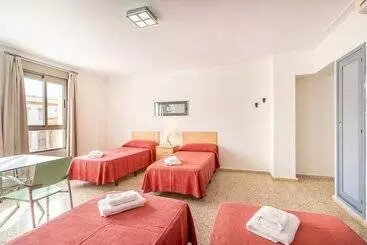 Albergue Inturjoven Chipiona Hostel