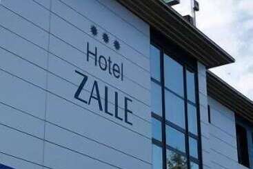 فندق Zalle Don Fernando