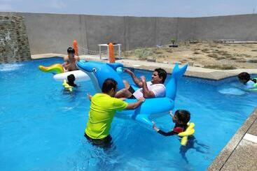 Pensionat Hostal Las Garzas Del Pelado