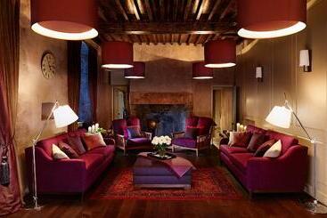 هتل Cheval Old Town Chambers