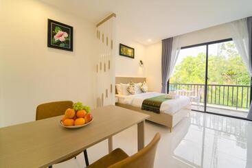 Отель Lh Residence 752