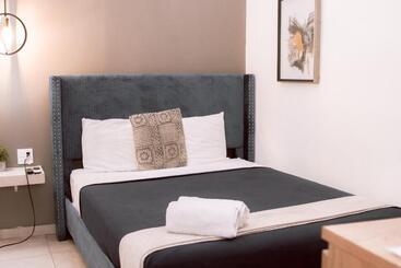 هاستل La Buena Vida Inn