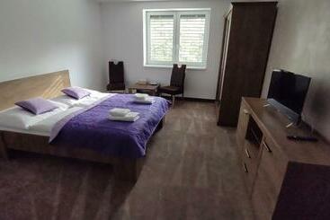 بنسيون Gól Centrum Resort