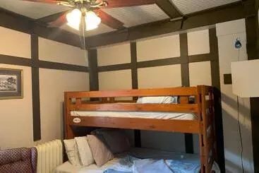Bed and Breakfast Marmora And Lake Inn