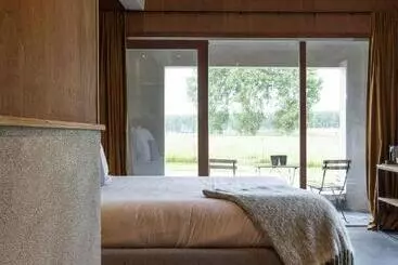 ベッドアンドブレックファースト Bbrut