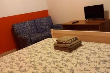 بنسيون Kola Age