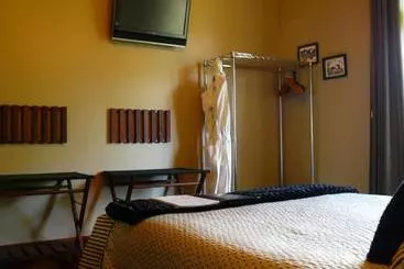 فندق Holly Homestead B&b