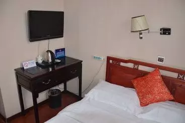 Отель Beijing Hyde Courtyard