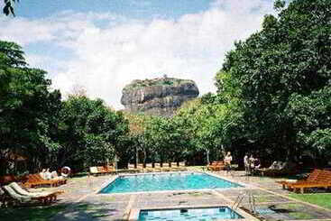 فندق Sigiriya Village