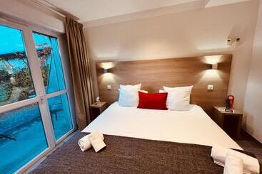 בית מלון כפרי The Originals Boutique, Hôtel Le Cap, Gap Sud