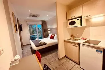 هتل The Originals Boutique, Hôtel Le Cap, Gap Sud