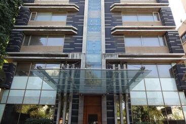 فندق Cosmopolitan Ahmedabad