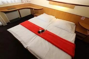 בית מלון כפרי Krona Domžale