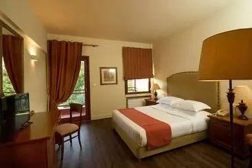 בית מלון כפרי Xenia Palace Portaria