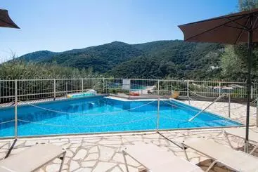 آپارتمان Rouda Village