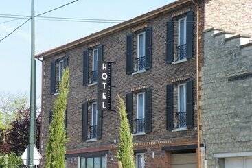 בית מלון כפרי Les Terres Blanches