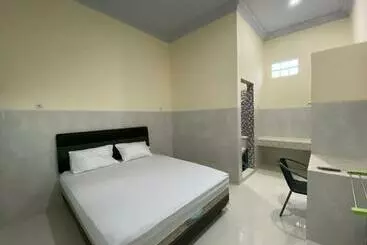 Pensione Guest House Pelangi
