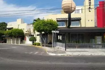 هتل Caracoles Colima